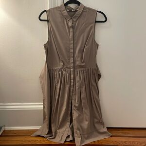Pretty beige button up sleeveless dress, size 4